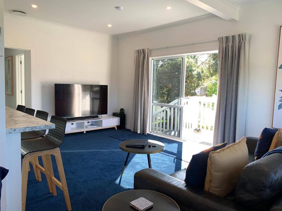 Coromandel Town Harbourside Cottage Luxury Accommodation Экстерьер фото